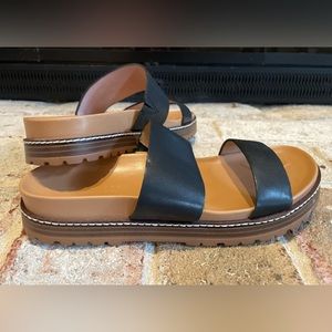 Madewell

The Charley Double-Strap Slide Sandal size 8 black